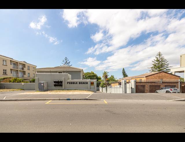 2 BEDROOM APARTMENT FOR SALE IN BEACHFRONT